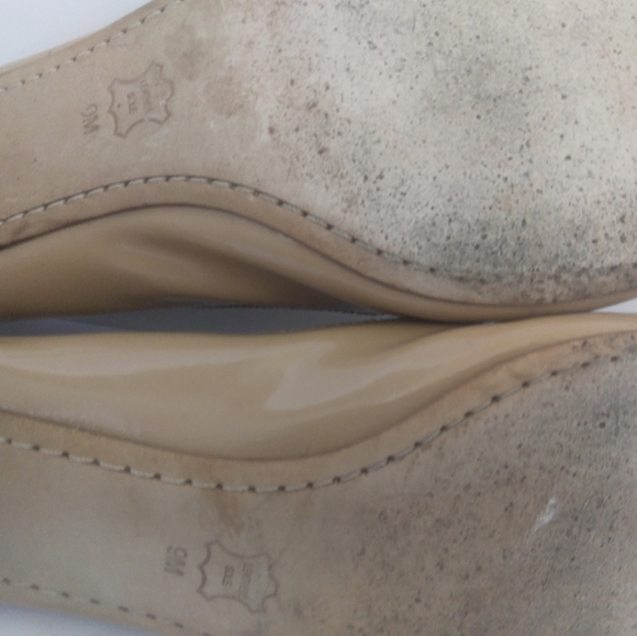 Tory Burch charm patent pumps sz 9 - Picture 5 of 12